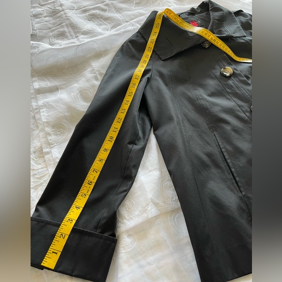 Gallery Womens Snall Black Hooded Button Down RainCoat - Picture 9 of 16